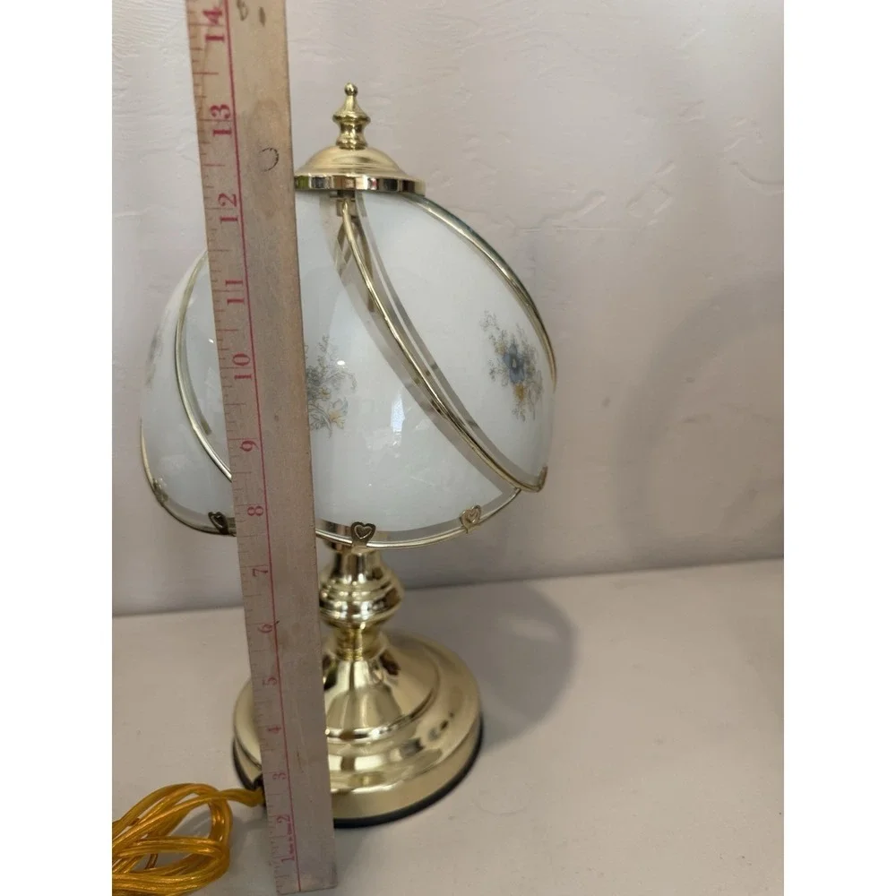 Vintage Hollywood Regency Table Lamp Segmented Curved Glass Shade 3- Way Touch